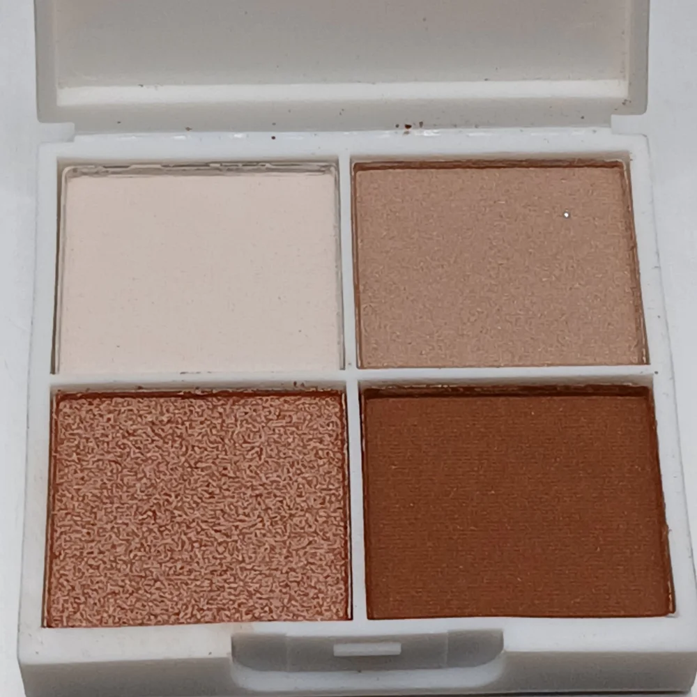 5 For $25 Item🌸 Oryza Precious Platinum Shimmer Eyeshadow - Picture 4 of 4